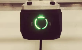 AI賦能鋰電信息采集！?？禉C(jī)器人助您“躺贏”工業(yè)讀碼新賽道